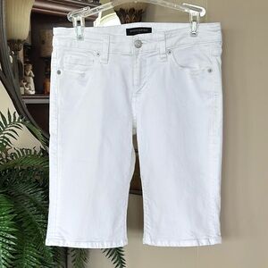 NWOT Banana Republic White Jean Shorts Bermuda Knee Length Denim Cotton